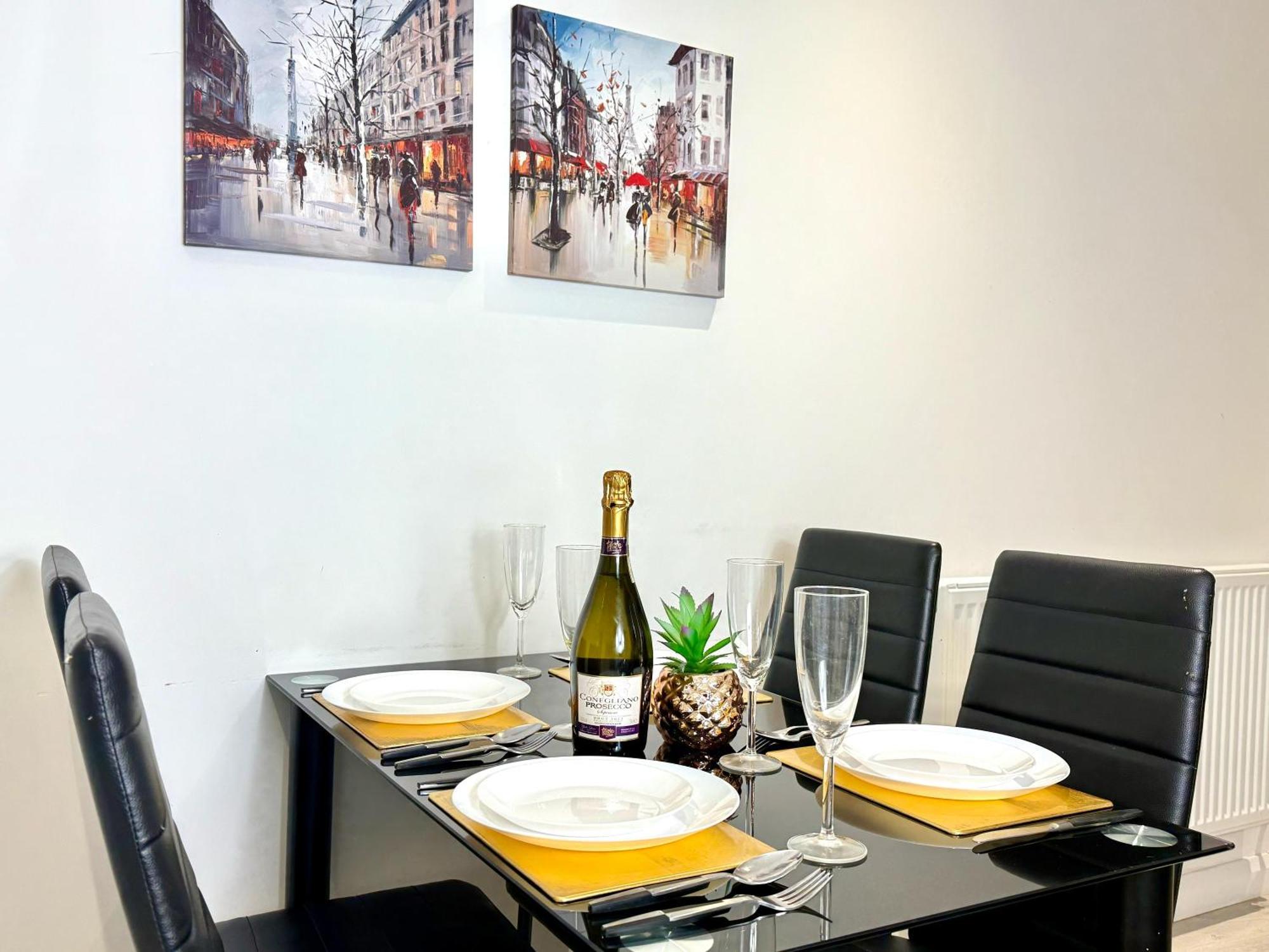 Hazel 1-Bedroom Cousy Flat, Parking, Wifi, Prime Location, Close To Blenheim Palace & Oxford Кидлингтън Екстериор снимка